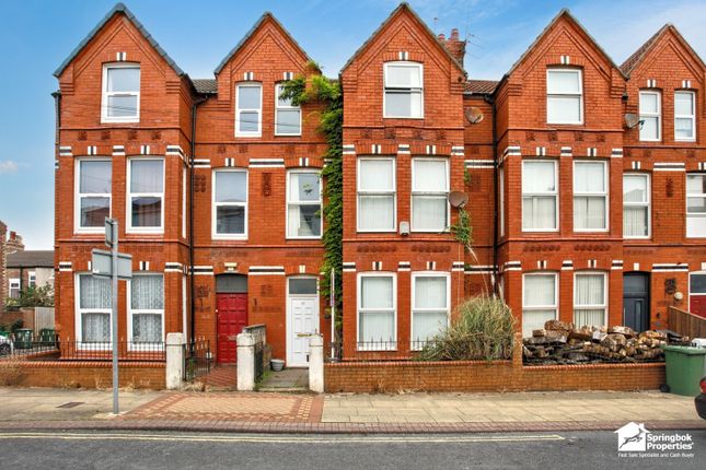 5 bedroom terraced house for sale