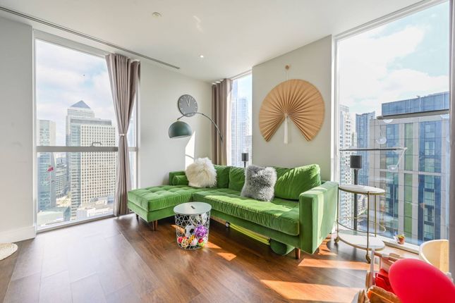 Maine Tower, E14, Docklands, LONDON, E14 3 bed flat for sale