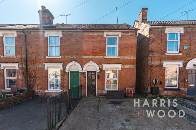 3 bed end terrace house