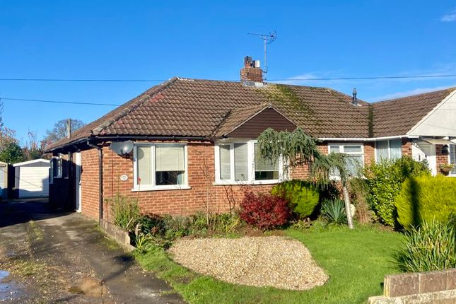 2 bedroom semi-detached bungalow for sale