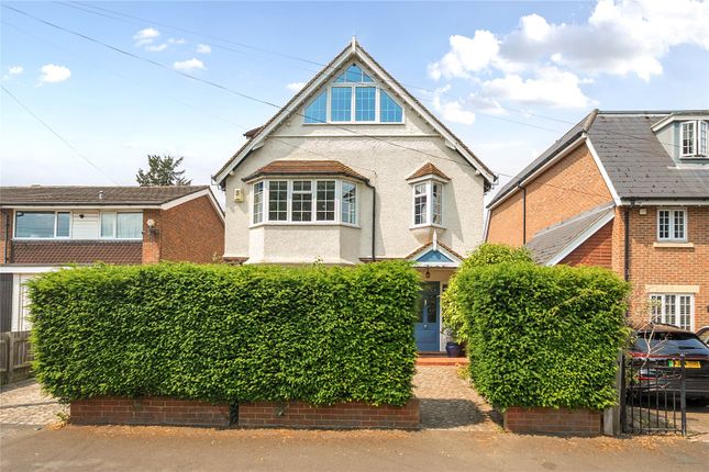 Queens Drive, Thames Ditton, KT7 5 bed detached house for sale