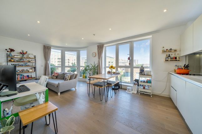 2 bedroom property for sale