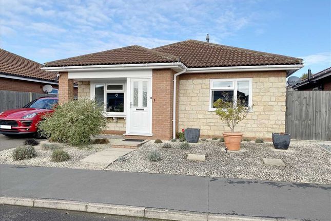 Sleaford NG34 2 bed detached bungalow for sale