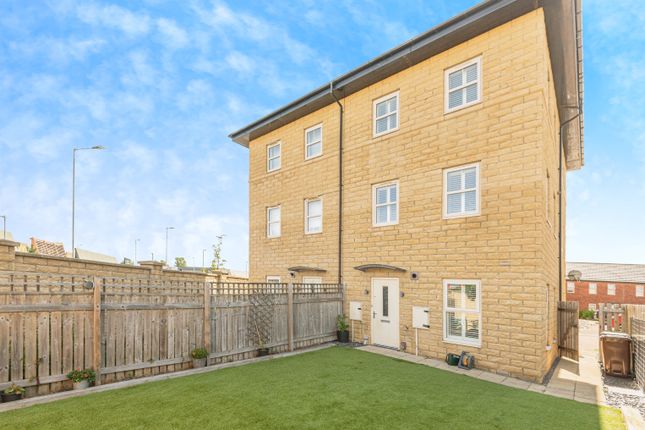 2 bed town house
