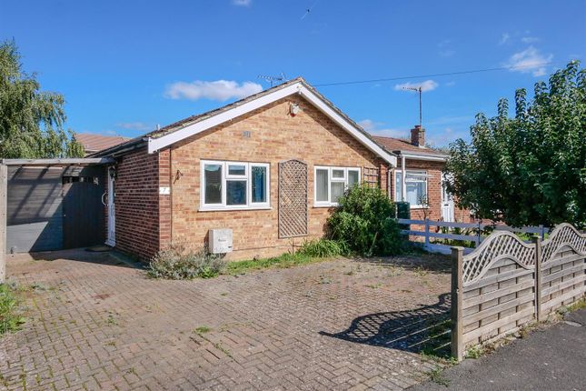 2 bedroom semi-detached bungalow for sale