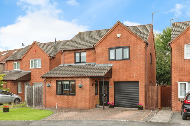 4 bed detached house