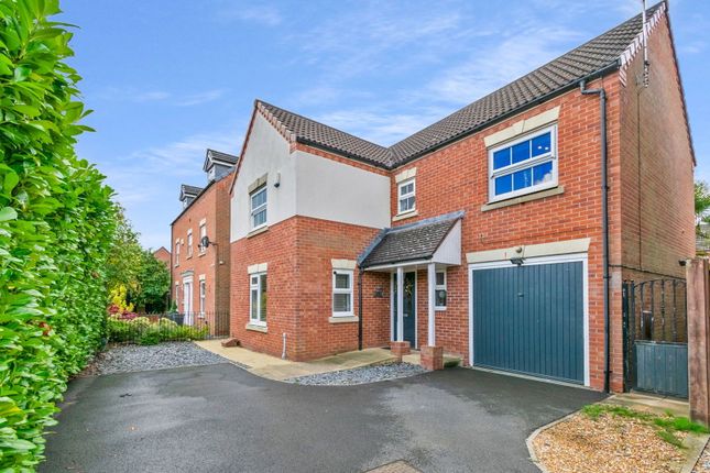 Parish Gardens, Leyland PR25 4 bed detached house for sale