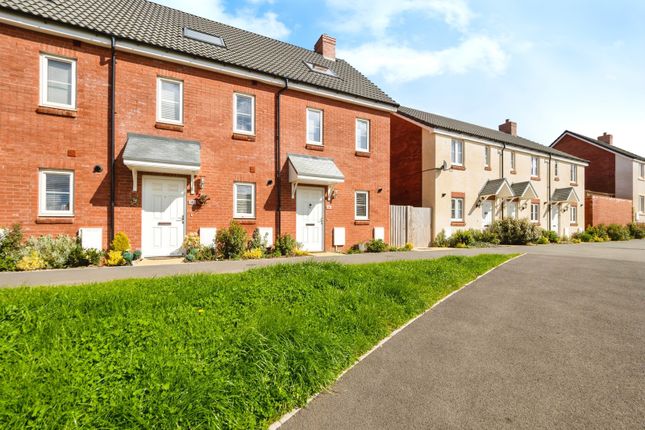 3 bed terraced house