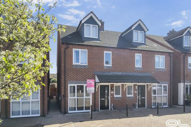 3 bed semi-detached house