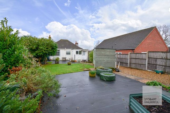 Crostwick Lane, Norwich NR10 2 bed bungalow for sale