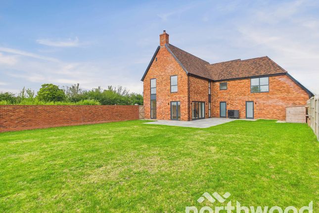 Meadow Farm, Great Chart, Ashford, TN23 5 bed detached house for sale