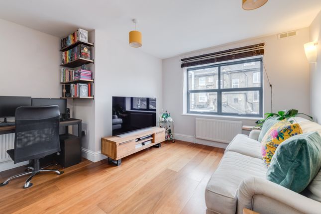 Harefield Mews, SE4 1 bed flat for sale