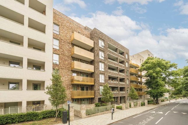 Avenue Road, London W3 1 bed flat for sale