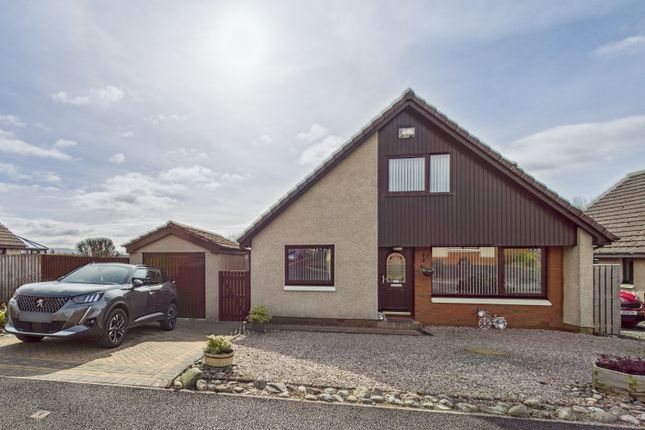 3 bed detached house