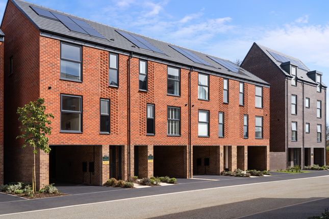 3 bed terraced house