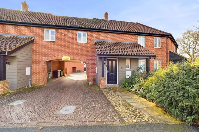 The Ridings, Poringland, Norwich 2 bed flat for sale