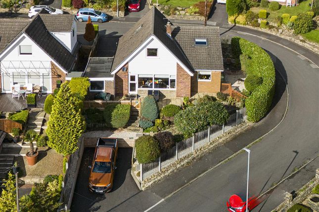Clough Park, Huddersfield HD8 4 bed detached house for sale