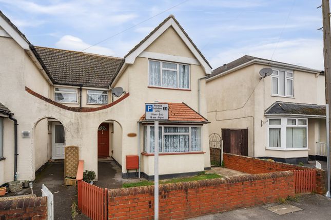 Chamberlayne Road, Eastleigh... 3 bed semi