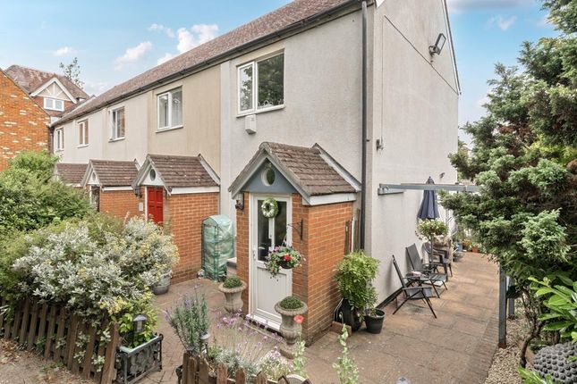 Bagshot,  Surrey,  GU19 2 bed end of terrace house for sale