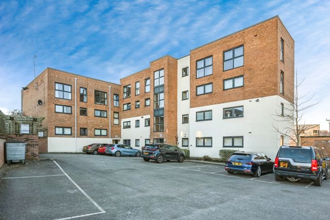 2 bed flat