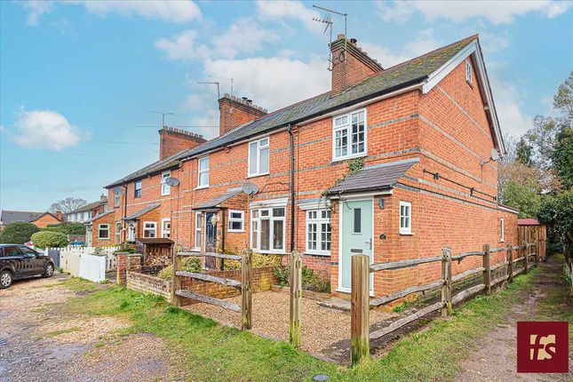 3 bed end terrace house