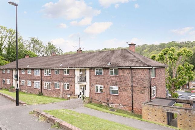 Clement Close, Purley 2 bed apartment for sale