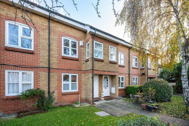 Cadet Drive, South Bermondsey... 1 bed flat for sale