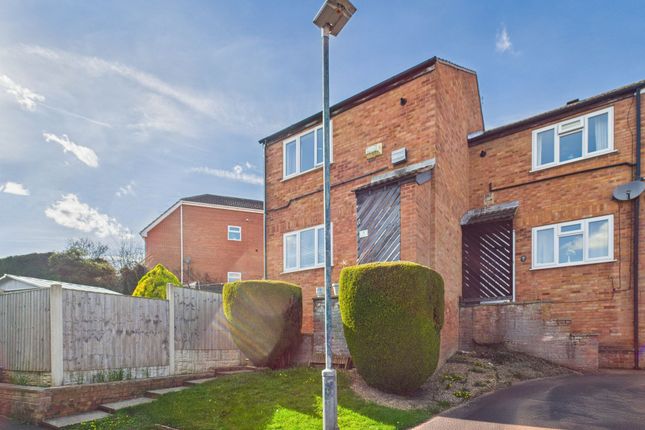 3 bedroom town house for sale