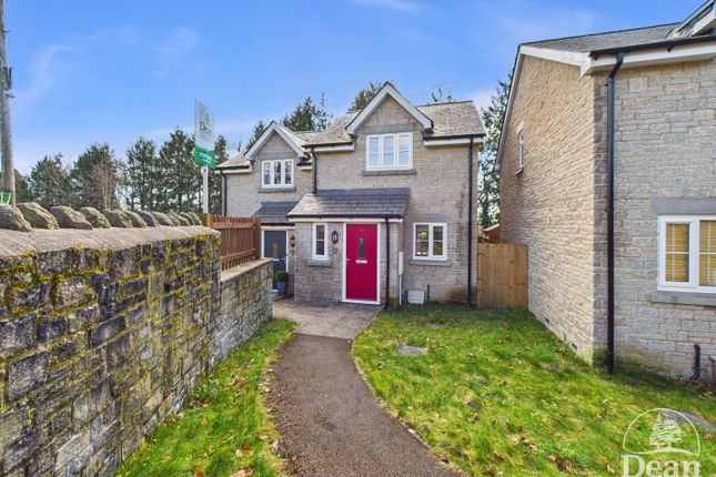 2 bedroom semi-detached house for sale