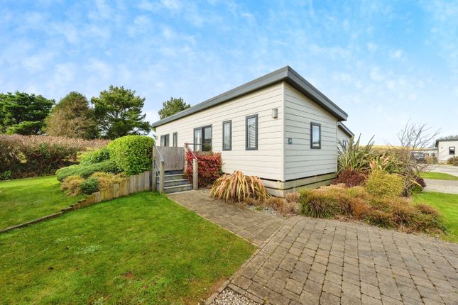 2 bed detached house
