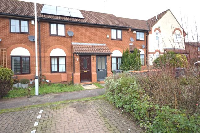Cromer Way, Luton, Bedfordshire, LU2 2 bed terraced house for sale