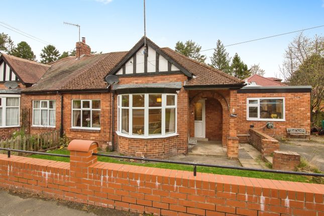 3 bed semi-detached bungalow