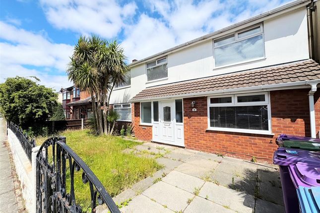 4 bed detached house
