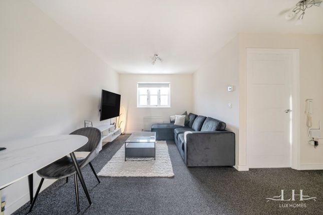 The Square, Hart Street 2 bed apartment for sale