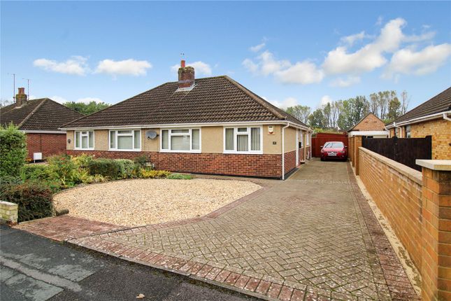 Eastville Road, Swindon SN25 2 bed bungalow for sale