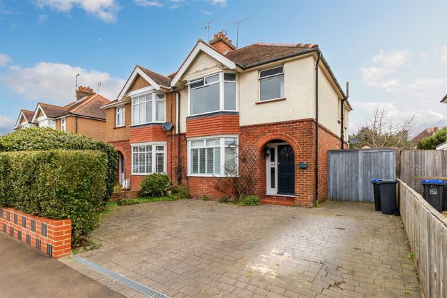 Broomfield Avenue, Worthing 3 bed semi