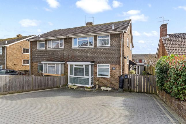5 bedroom semi-detached house for sale