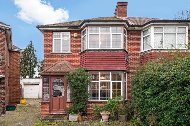 Avenue Crescent, Hounslow TW5 3 bed semi