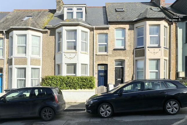 5 bedroom terraced house for sale