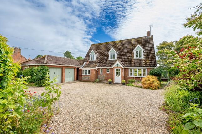 4 bed detached house