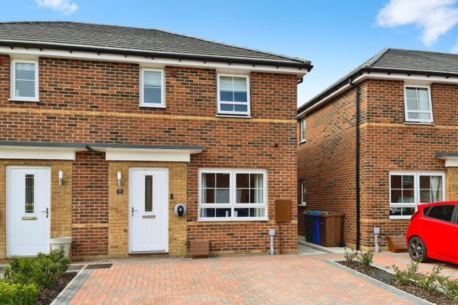 Hazelnut Drive, Beverley, U17 0LU 3 bed semi