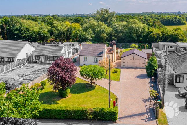 Burnt Mills Road, Basildon SS13 2 bed detached bungalow for sale