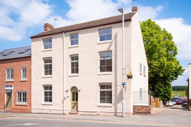 6 bedroom house for sale