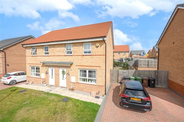 Rhubarb Way, East Ardsley, Wakefield... 3 bed semi