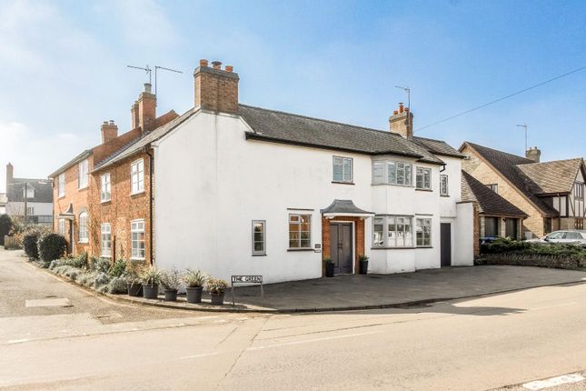 5 bedroom semi-detached house for sale