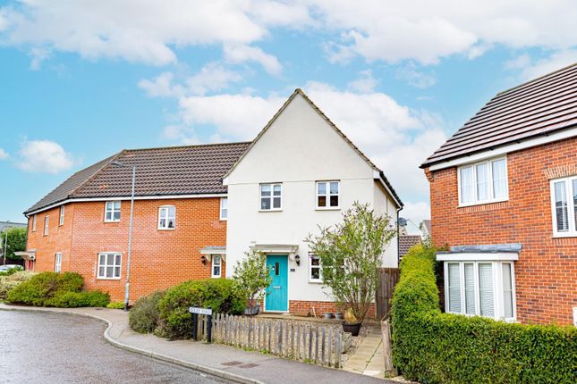 3 bed end terrace house