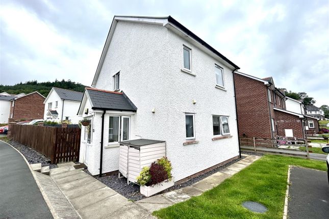 3 bed detached house