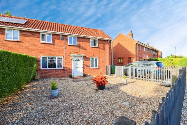 5 bedroom semi-detached house for sale