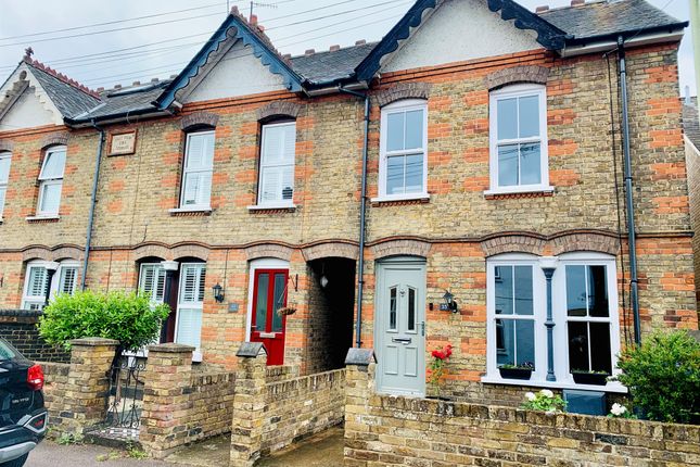 3 bed end terrace house