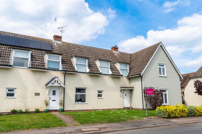 3 bedroom cottage for sale